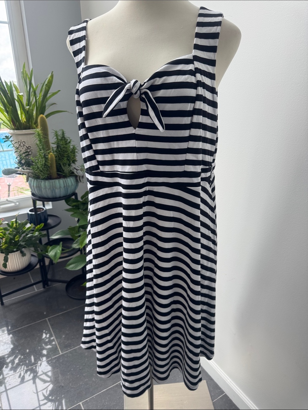 Torrid Black & White Striped Sleeveless Tie-Front Dress